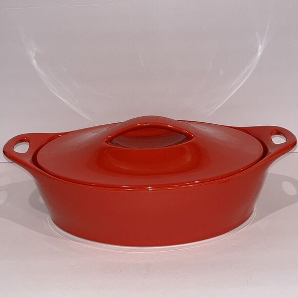 Corningware Creations Stoneware Red 2 Qt Oval Casserole with‎ Lid READ - Picture 1 of 13